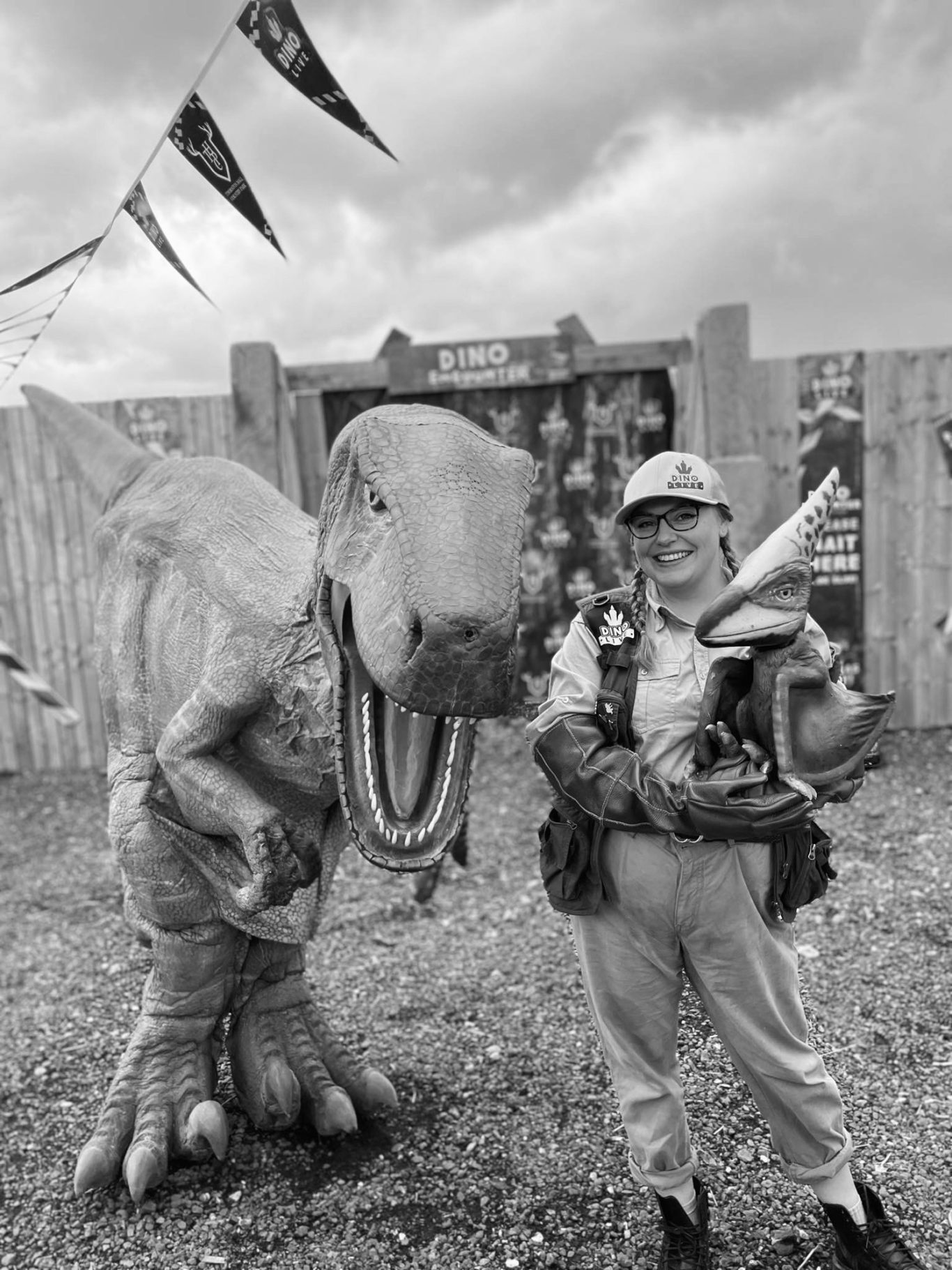 Dinos Live- Thornton Hall (2024)